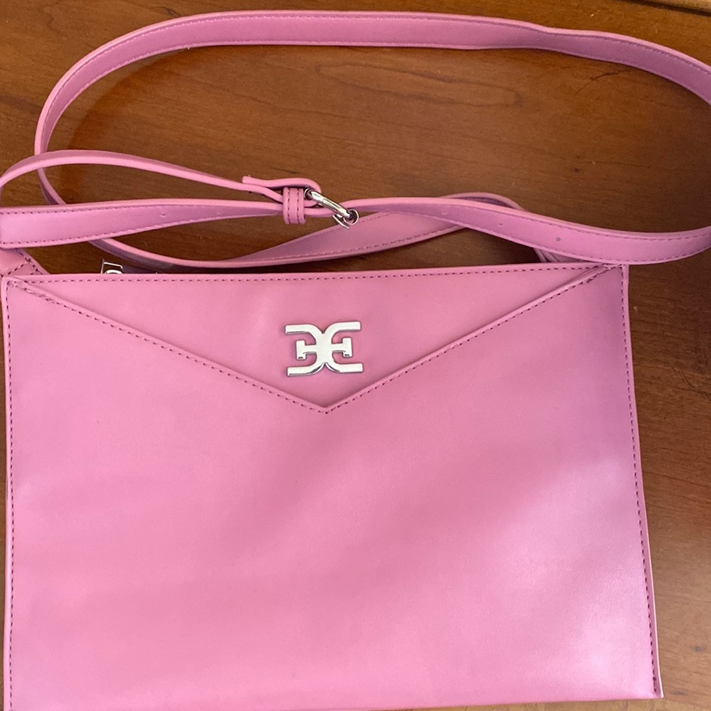 Sam Edelman envelope bag in great condition minor signs of wear